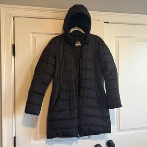 Women’s Black North Face Jacket - medium